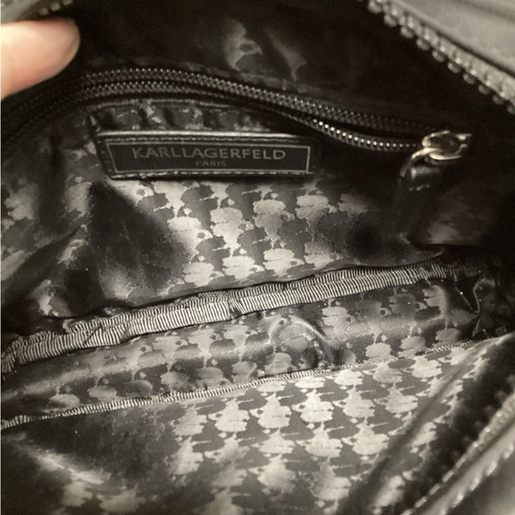 Karl Lagerfeld Black Crossbody Bag NWOT

Mrpb - Picture 7 of 12